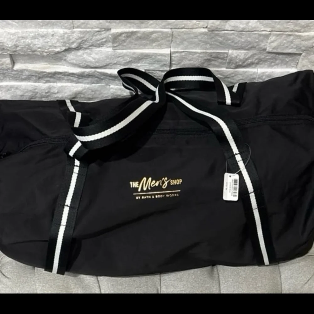 Bath & Body Works Men's Noir Black Duffel Bag NEW RARE